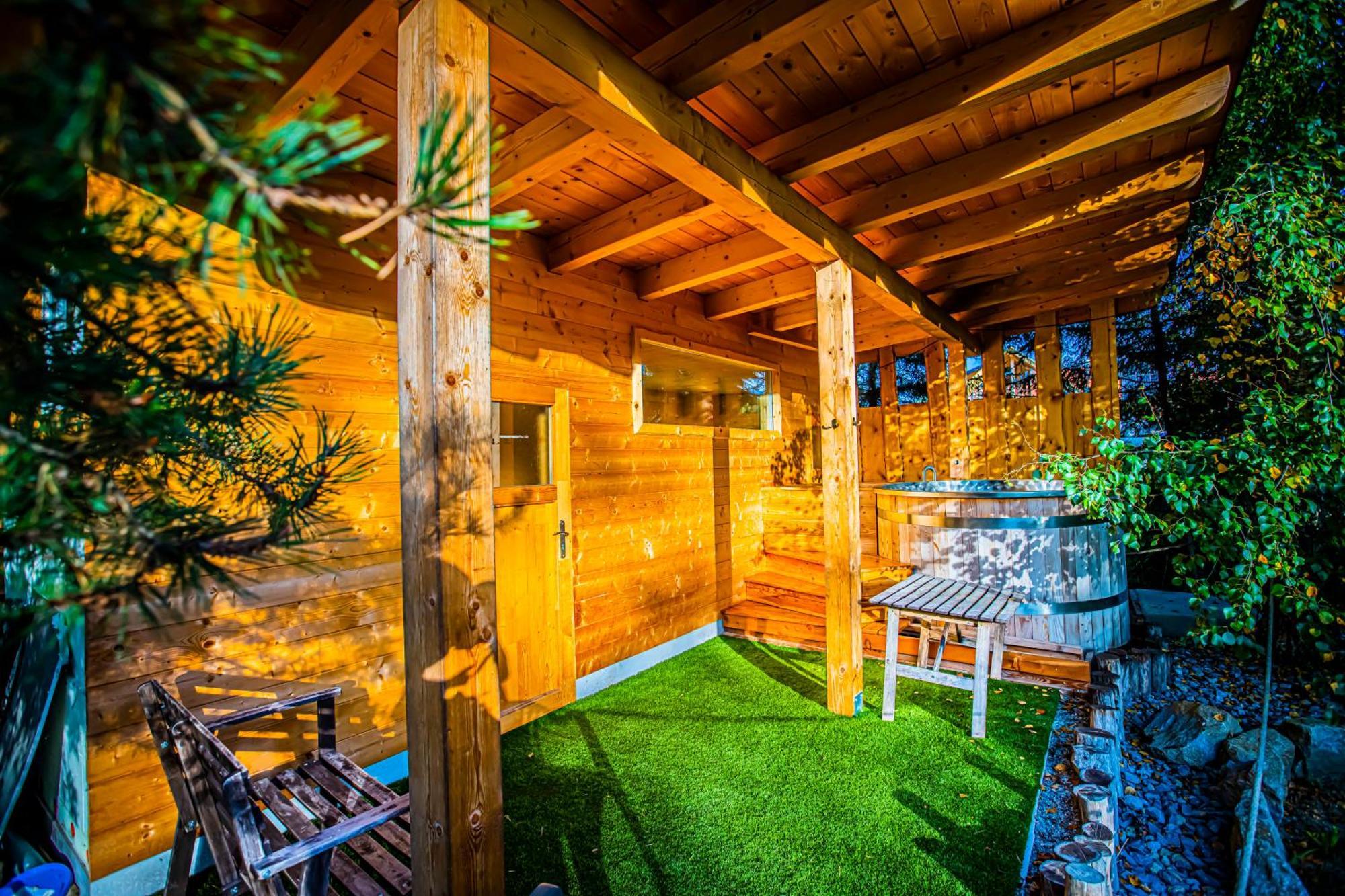 Holiday Home Holiday Raj Bešeňová Eksteriør bilde