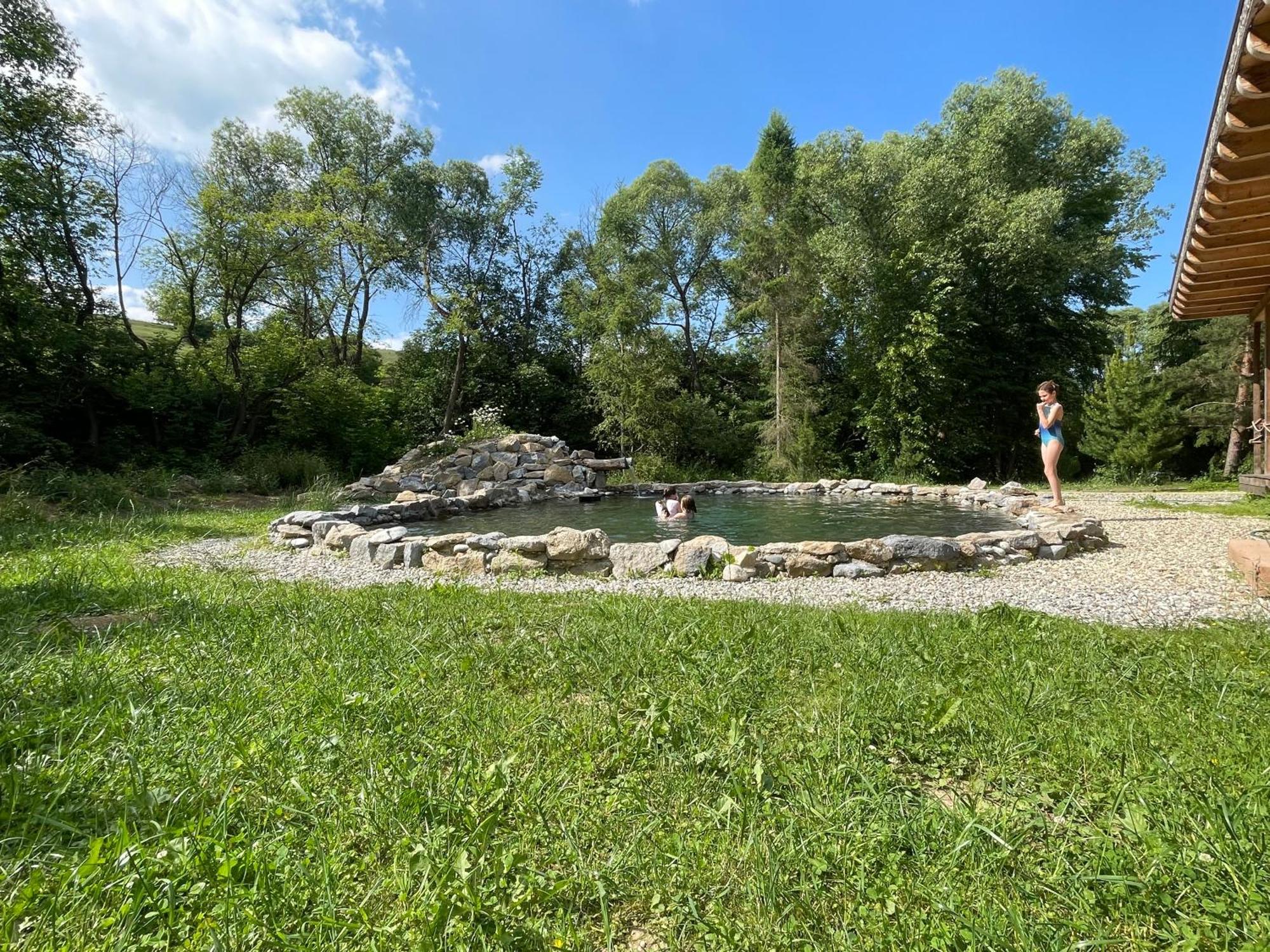 Holiday Home Holiday Raj Bešeňová Eksteriør bilde