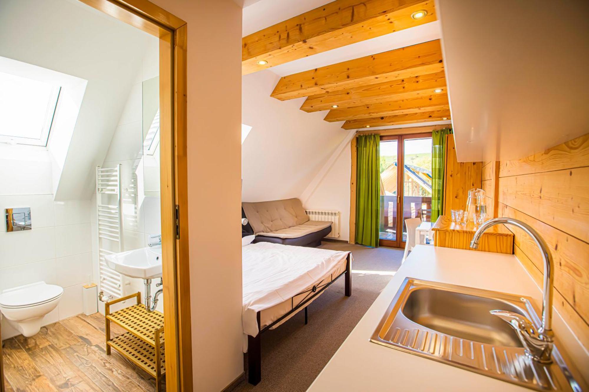 Holiday Home Holiday Raj Bešeňová Eksteriør bilde